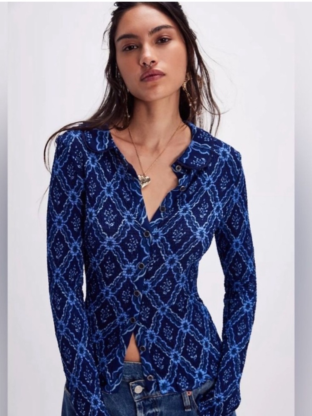 FREE PEOPLE “Caught a Feeling”
Blue Patterned Long Sleeve Cardigan NWT
